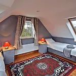 3 Bed In Oc-i487 Дом отдыха *