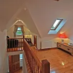 Дом отдыха 3 Bed In Oc-i487 *