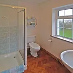 3 Bed In Oc-i487 Каслтаунбер
