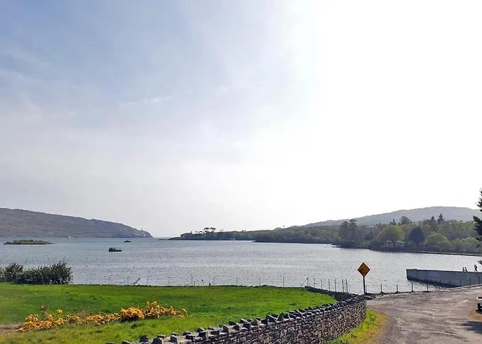 3 Bed In Oc-i487 Ferienhaus